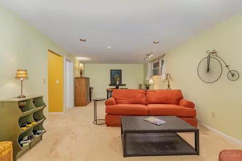 5478 Hanover, Cincinnati, OH 45230 photo 21