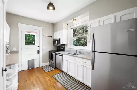 17 Arcadia Pl, Cincinnati, OH 45208 photo 11