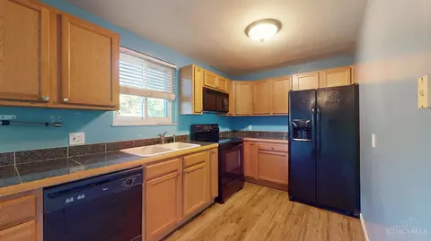 8305 Saint Clair Ave, Cincinnati, OH 45236 photo 14
