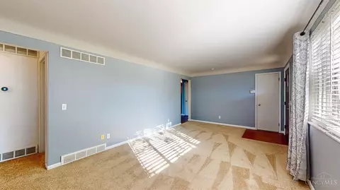 8305 Saint Clair Ave, Cincinnati, OH 45236 photo 11
