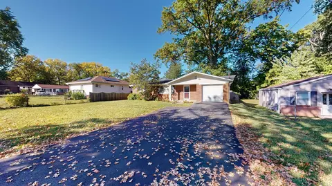 8305 Saint Clair Ave, Cincinnati, OH 45236 photo 5