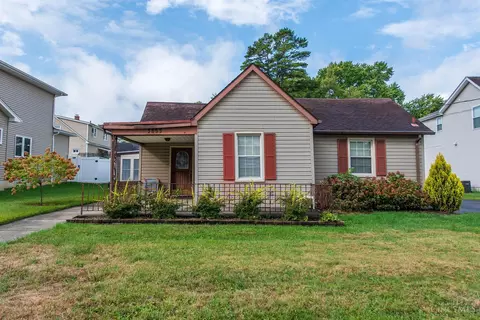 3853 Germania St, Fairfax, OH 45227