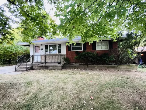 4033 Beavercreek, Cincinnati, OH 45241