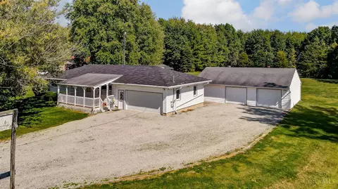 9738 Gustin Rider, Blanchester, OH 45107