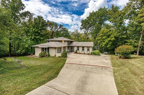 10065 Pebblecreek, Colerain Twp, OH 45252