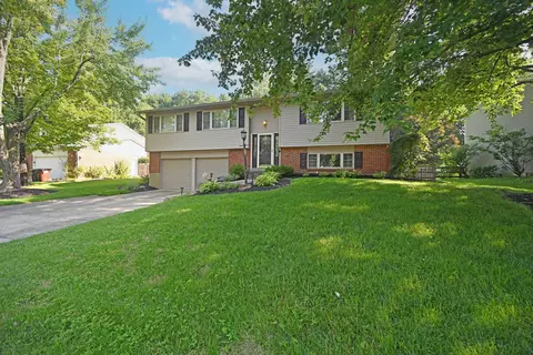 7936 Eglington, Cincinnati, OH 45255