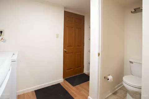 862 Locust Cor, Cincinnati, OH 45245 photo 24