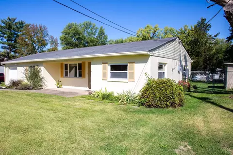 862 Locust Cor, Cincinnati, OH 45245 photo 3