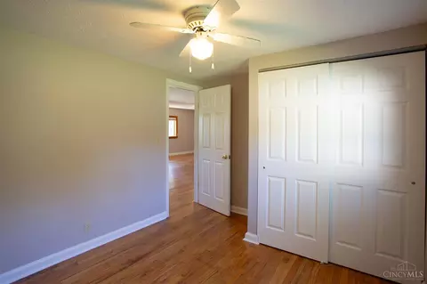 862 Locust Cor, Cincinnati, OH 45245 photo 21