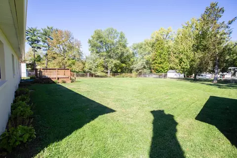 862 Locust Cor, Cincinnati, OH 45245 photo 27