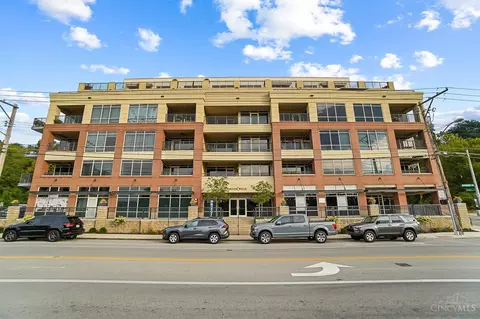 2260 Riverside Dr #406, Cincinnati, OH 45202