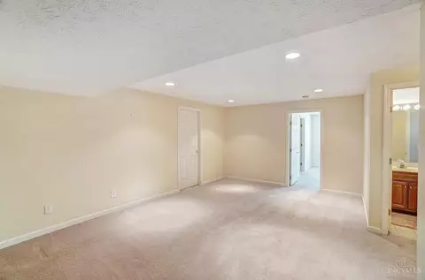 3095 Limestone, Cincinnati, OH 45239 photo 34