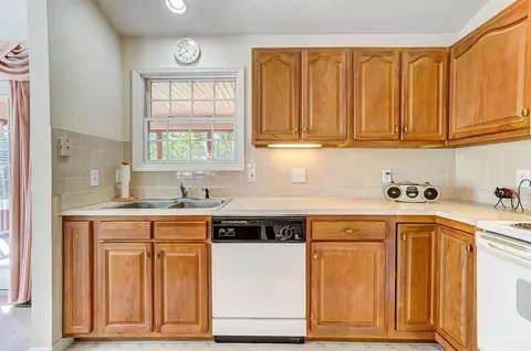3095 Limestone, Cincinnati, OH 45239 photo 16