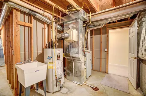 3095 Limestone, Cincinnati, OH 45239 photo 40