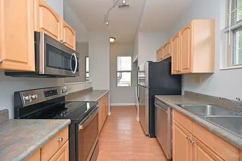 313 Mcgregor #C, Cincinnati, OH 45219 photo 10