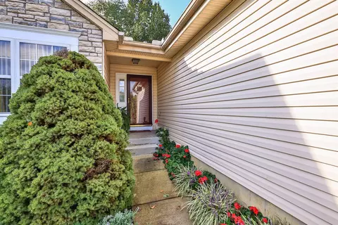 91 Hildebrant, Maineville, OH 45039 photo 2