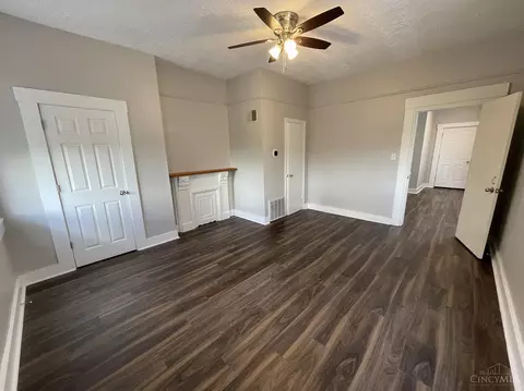 2422 Halstead, Cincinnati, OH 45214 photo 8