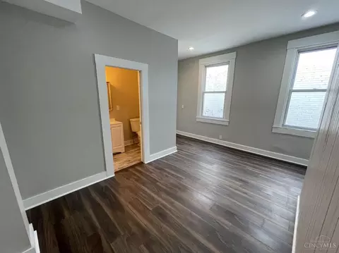 2422 Halstead, Cincinnati, OH 45214 photo 15
