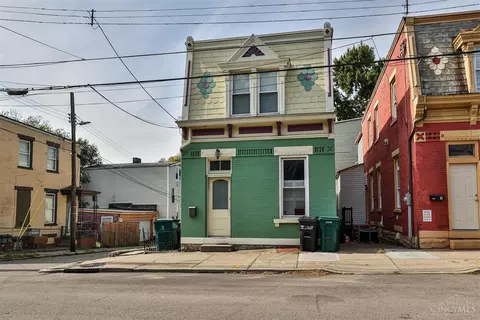 2237 Flora St, Cincinnati, OH 45219