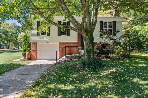 5825 Monassas Run Dr, Milford, OH 45150
