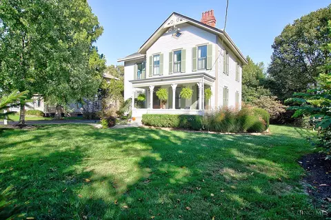 870 Troy Ave, Glendale, OH 45246