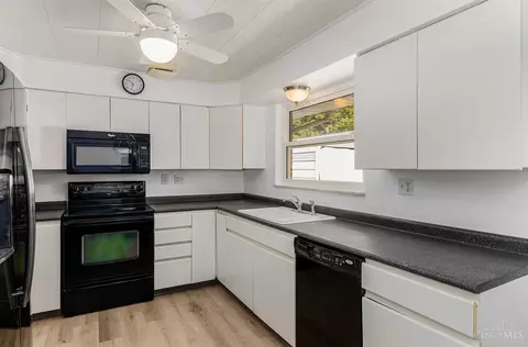 7716 Forest Rd, Cincinnati, OH 45255 photo 6