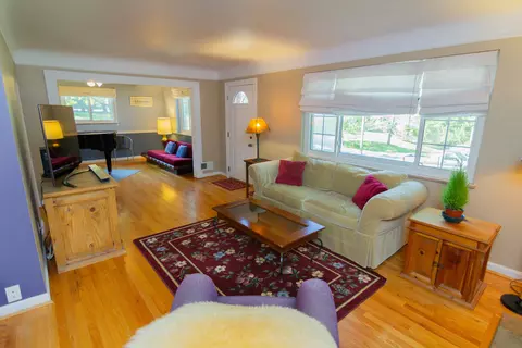 6058 Johnson, Cincinnati, OH 45243 photo 3