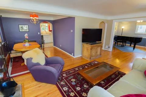 6058 Johnson, Cincinnati, OH 45243 photo 4