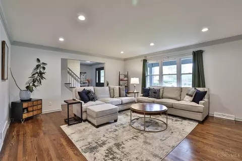 7397 Baywind Dr, Montgomery, OH 45242 photo 5