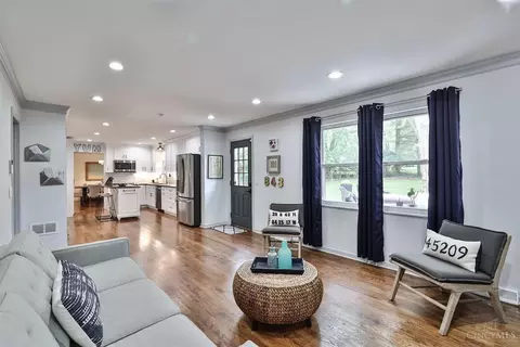 7397 Baywind Dr, Montgomery, OH 45242 photo 10