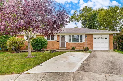 454 Palmerston Dr, Cincinnati, OH 45238