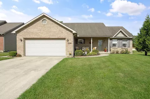 1299 Meadow Rdg, Wilmington, OH 45177