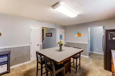 210 Deershadow Rd, Maineville, OH 45039 photo 12