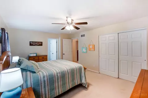 210 Deershadow Rd, Maineville, OH 45039 photo 18