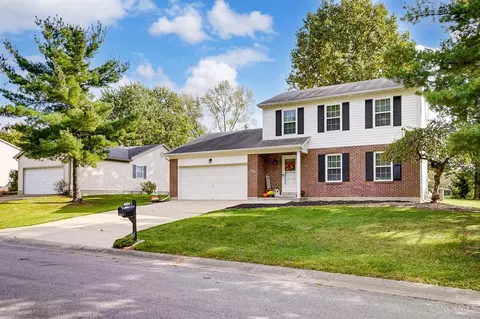 210 Deershadow Rd, Maineville, OH 45039 photo 2
