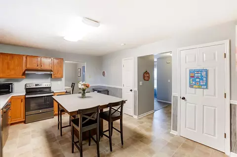 210 Deershadow Rd, Maineville, OH 45039 photo 13