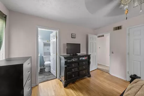 3995 Benjamin St, Cincinnati, OH 45245 photo 21