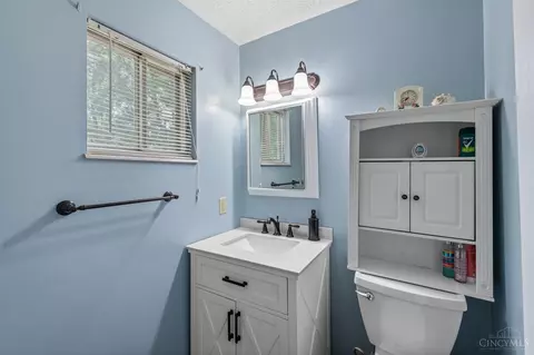 3995 Benjamin St, Cincinnati, OH 45245 photo 22