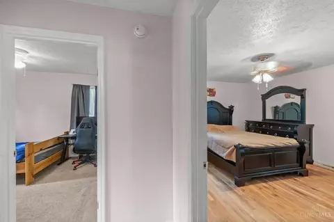 3995 Benjamin St, Cincinnati, OH 45245 photo 24