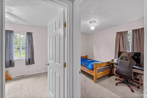 3995 Benjamin St, Cincinnati, OH 45245 photo 26