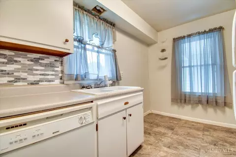 4780 Castleton Dr, Fairfield, OH 45014 photo 3