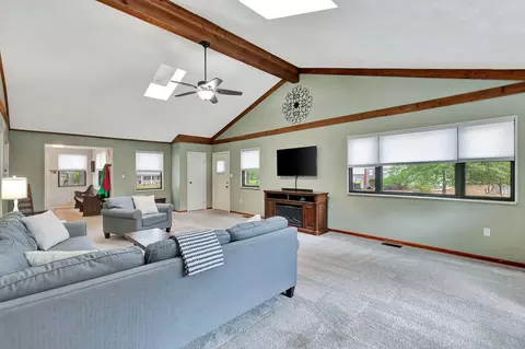 7390 Hosbrook, Cincinnati, OH 45243 photo 6