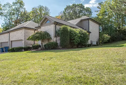 3916 Valley Brk, Englewood, OH 45322