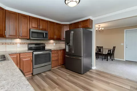 5414 Cleander Dr, Cincinnati, OH 45238 photo 7