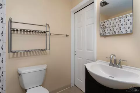 5414 Cleander Dr, Cincinnati, OH 45238 photo 13
