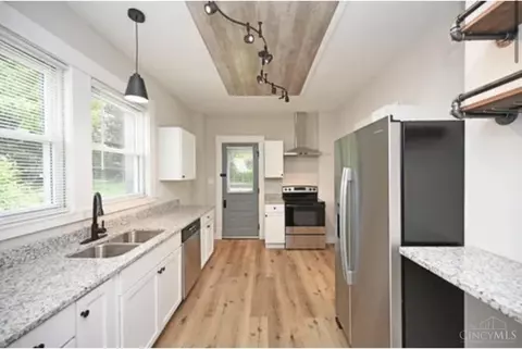 172 Ivanhoe Ave, Cincinnati, OH 45233 photo 12