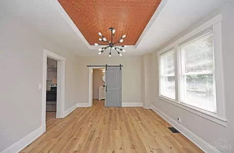 172 Ivanhoe Ave, Cincinnati, OH 45233 photo 9