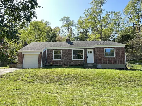 4023 Hubble Rd, Cincinnati, OH 45247