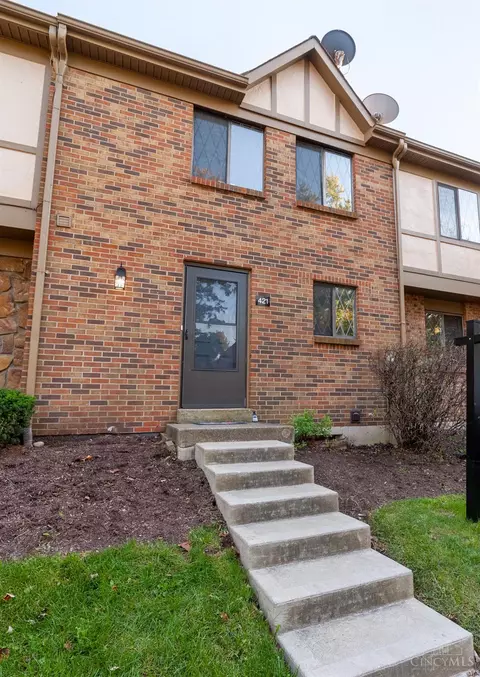 421 Dartmouth Cir #39, Cincinnati, OH 45244