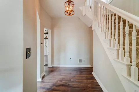 4722 Ridgeway, Cincinnati, OH 45212 photo 8